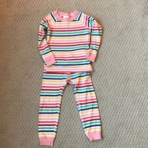 Hanna Andersson long pjs size 100 (4T)